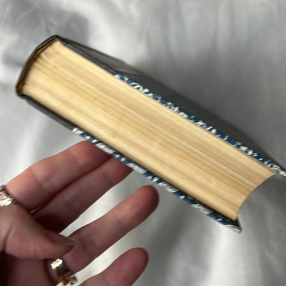 READERS DIGEST CONDENSED BOOKS VOLUME 1 1975 VINTAGE HARDCOVER WITH 4 STORIES - Picture 15 of 16